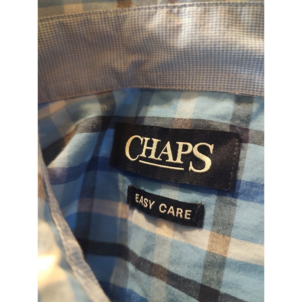 CHAPS Easy Care Men’s Button Down Long Sleeve Plaid Shirt- Small